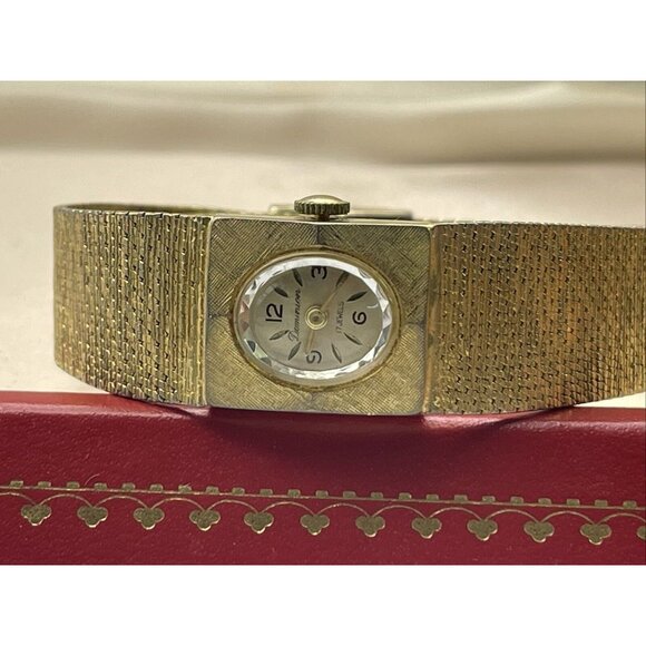 Vintage LADIES DOMINION Watch, Running 17 Jewel - Picture 3 of 10